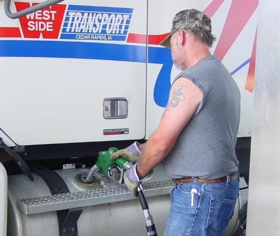 Nationwide diesel prices take tiny tick upward; difference 1 cent or less in all regions