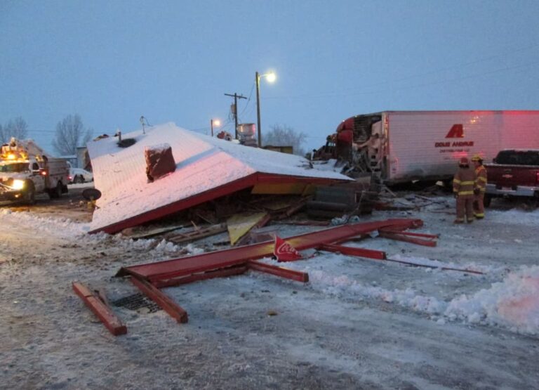 Speeding tractor-trailer flattens Utah restaurant, 3 injured