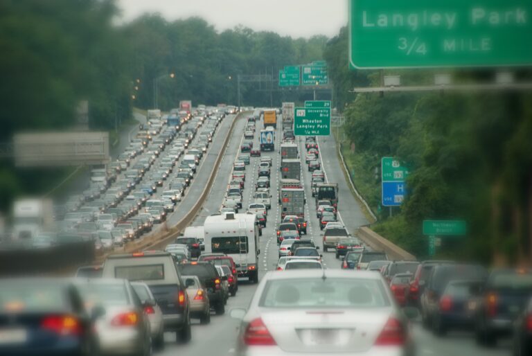 Congestion resulting in avoided highway auto trips, survey shows
