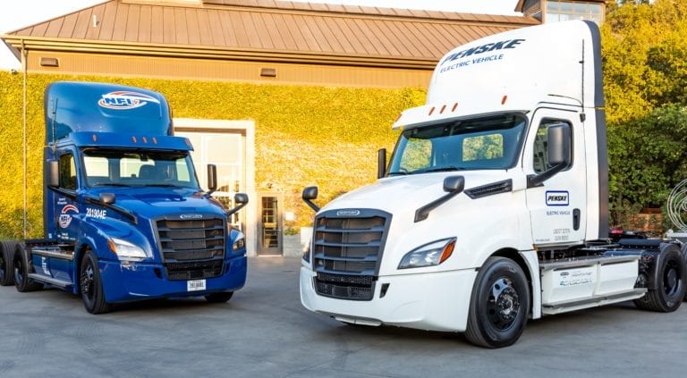 DTNA delivers first Freightliner eCascadia models to Penske, NFI