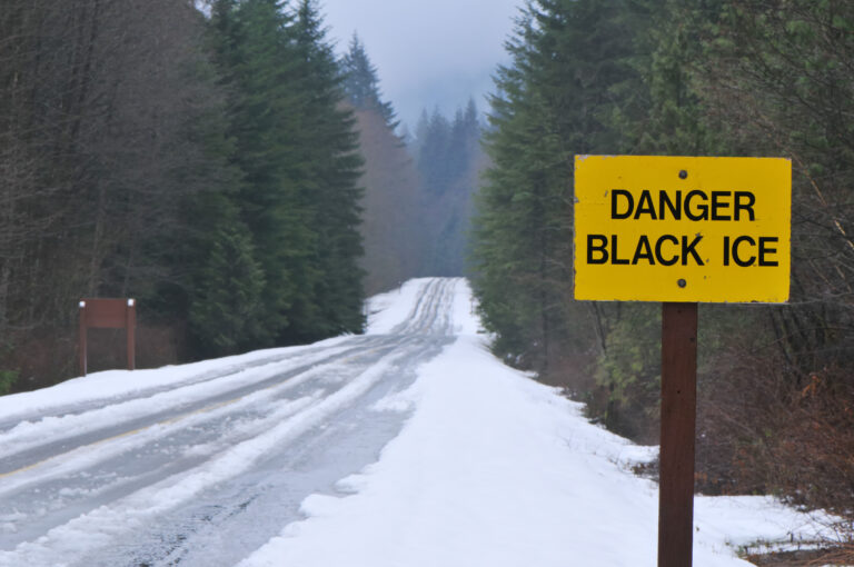 Tips when you’re driving on black ice – Bleach and Kitty Litter