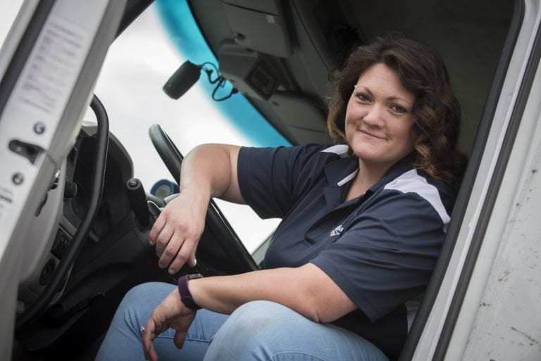 U.S. Senate introduces bipartisan bill to promote women in trucking
