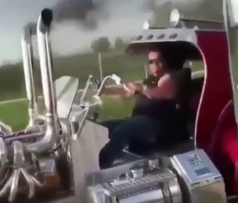 If Kenworth made a motorcycle!