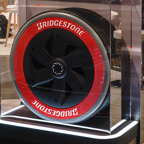 Bridgestone unveils air-free, commercial-truck tire concept at TMC annual meeting