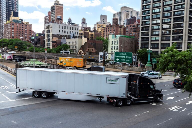 CDC: Truckers don’t have to self-quarantine after leaving NYC, but should limit contact while there