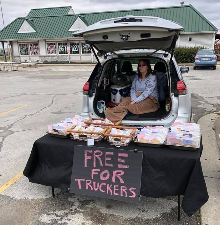 Woman on a mission: Missouri trucker’s wife delights drivers with home-baked treats