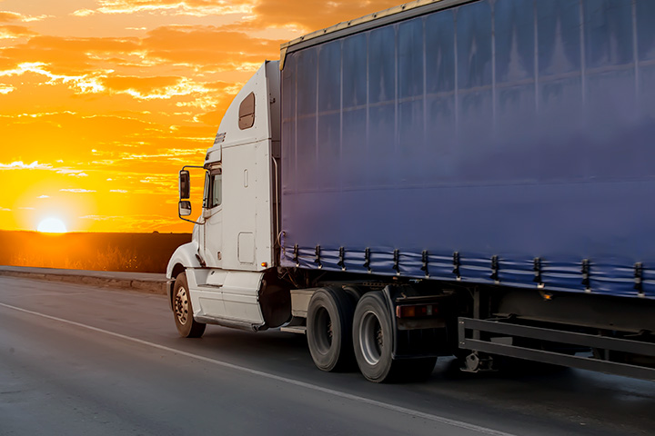 Spot truckload rates rose amid supply-chain imbalances during week ending July 26