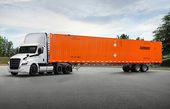Schneider to participate in testing of large-scale deployment of Freightliner’s all-electric eCascadia