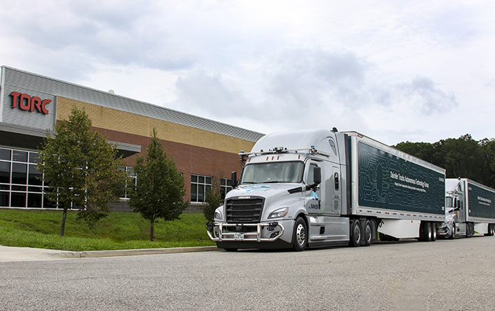 Daimler Trucks, Torc Robotics celebrate a year of successful collaboration; add testing center in New Mexico