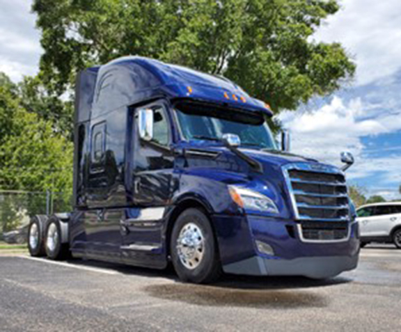 Steve Wheeler wins new Freightliner Cascadia in Landstar’s ‘Deliver to Win’ truck giveaway