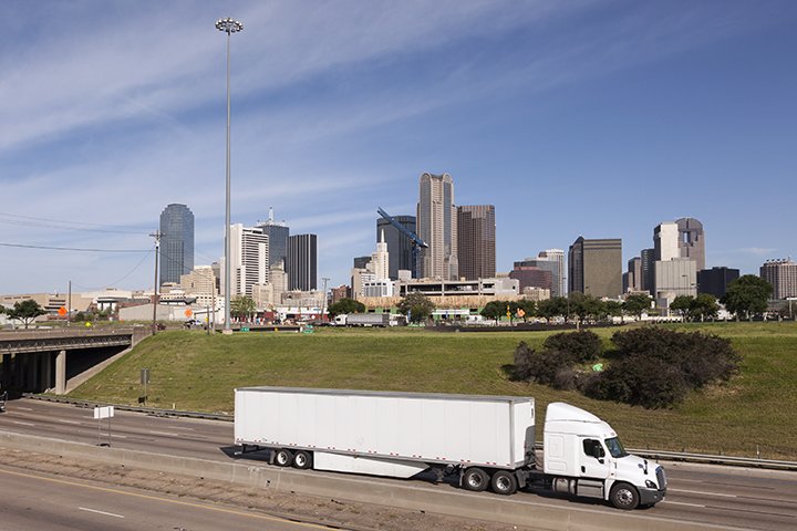 Overhaul partners with Texas Trucking Association to protect professional drivers with TruckShield