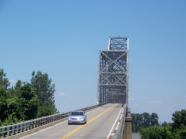 U.S. 51 Ohio River ‘Cairo’ Bridge open to normal traffic flow; deadline for input on planned new structure is Oct. 30