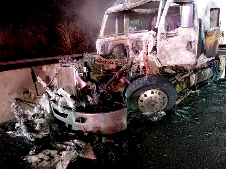 Wrong-way trucker collides with oncoming tractor-trailer on Oregon interstate, arrested on DUI charges