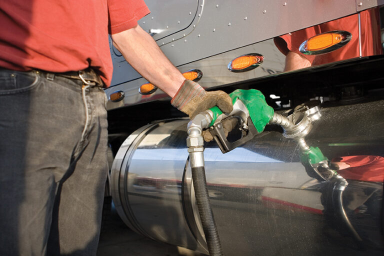 As diesel fuel prices see slight decline, EIA to resume price updates after technical issues