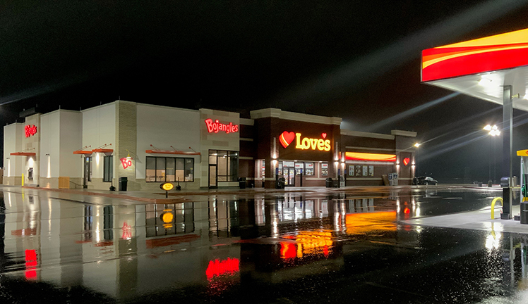 Love’s opens new location with 109 truck parking spaces in Mobile, Alabama
