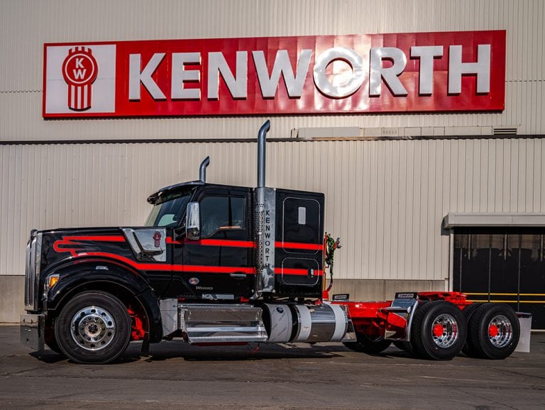 Kenworth introduces 52-inch flat-roof sleeper designed for low cab height applications