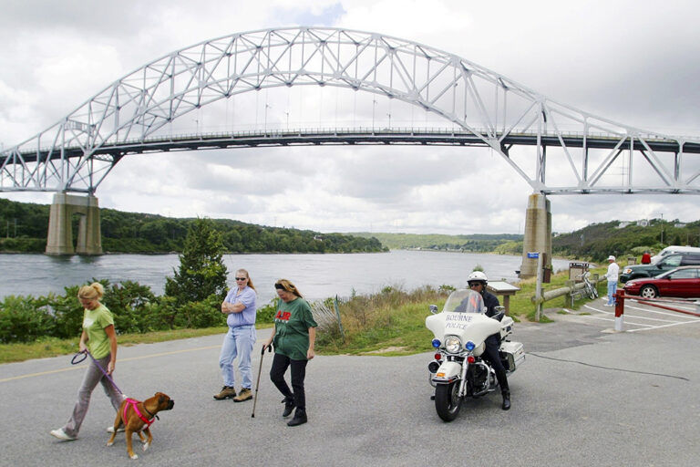 Lawmakers: Plans to replace Cape Cod bridges will move ahead