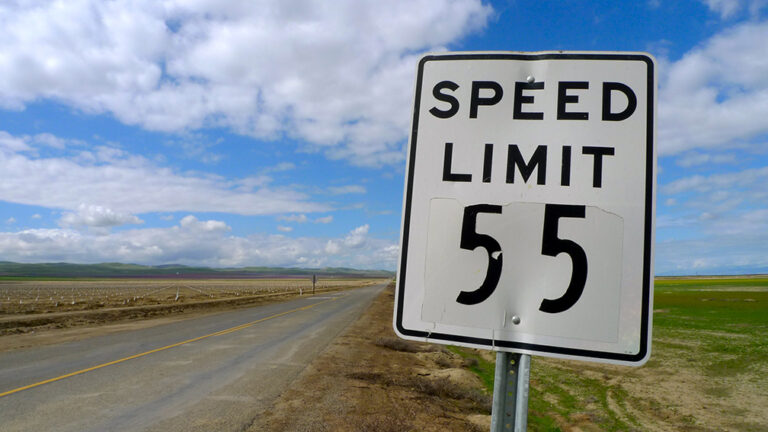 Comments set to end soon on FMCSA’s speed limiter proposal