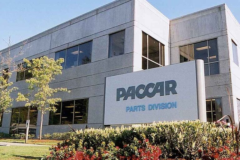 Paccar issues recall for nearly 80,000 trucks over faulty digital dash display