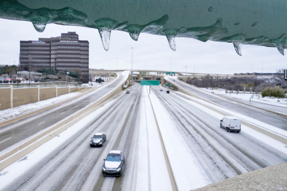 Big rig restrictions put into place as storm expected to glaze Pennsylvania, New England in ice - Vimarsana News
