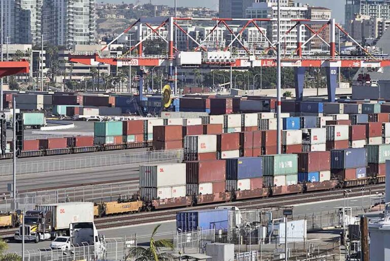 California port chief urges transformation of supply chain