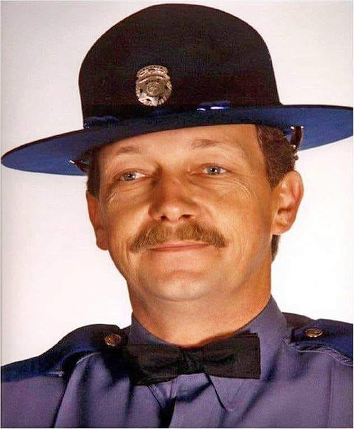 Washington State Patrol honors trooper killed by big rig in 1987
