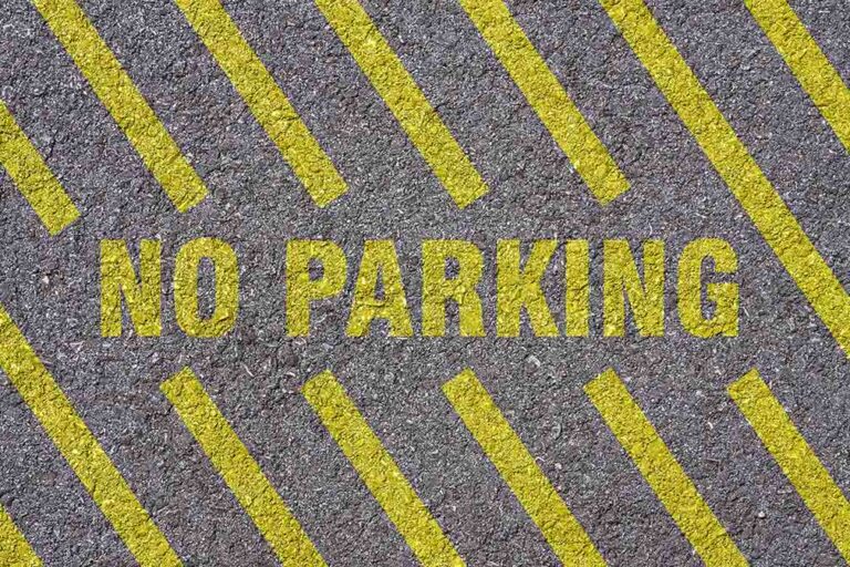 Georgia community causes stir over big rig parking law