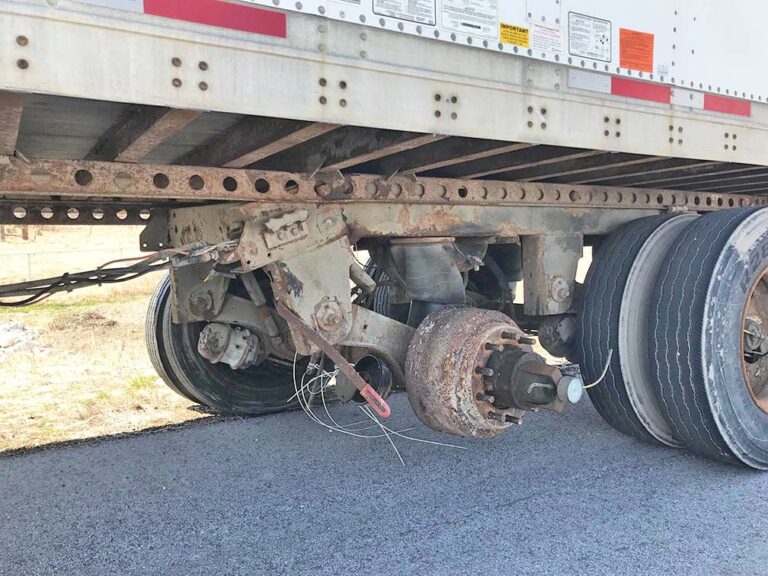 Iowa authorities cite unlicensed truck driver for derelict, unsafe rig