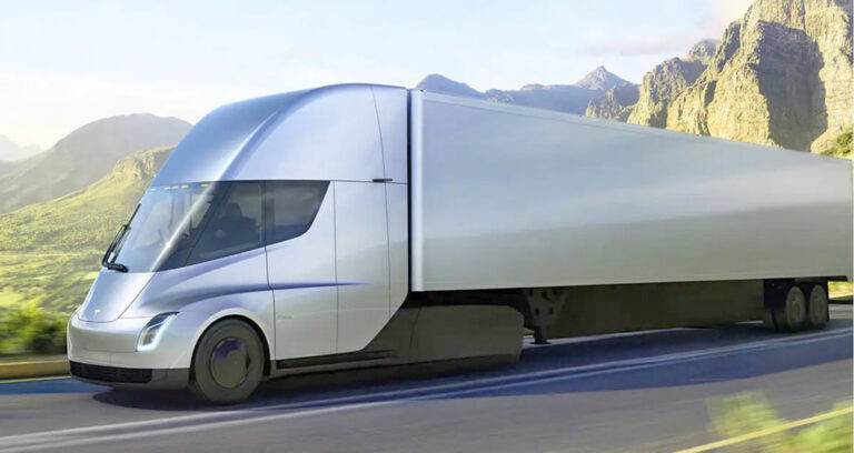 Musk commits to 2023 deliveries of Cybertruck pickup, Tesla Semi