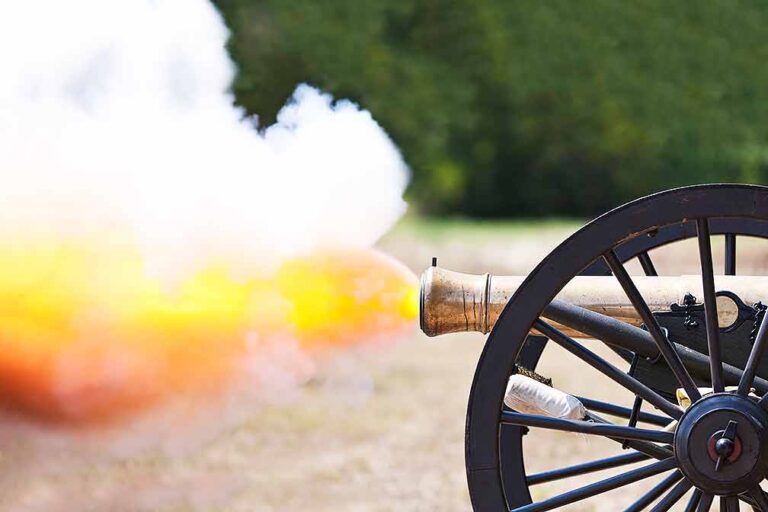 Tractor-trailer hits, damages historic Civil War cannon in Pennsylvania