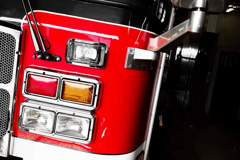 Semi-truck hits firetruck on I-40 in Tennessee