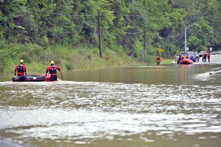 Appalachian floods kill at least 15 as rescue teams deploy