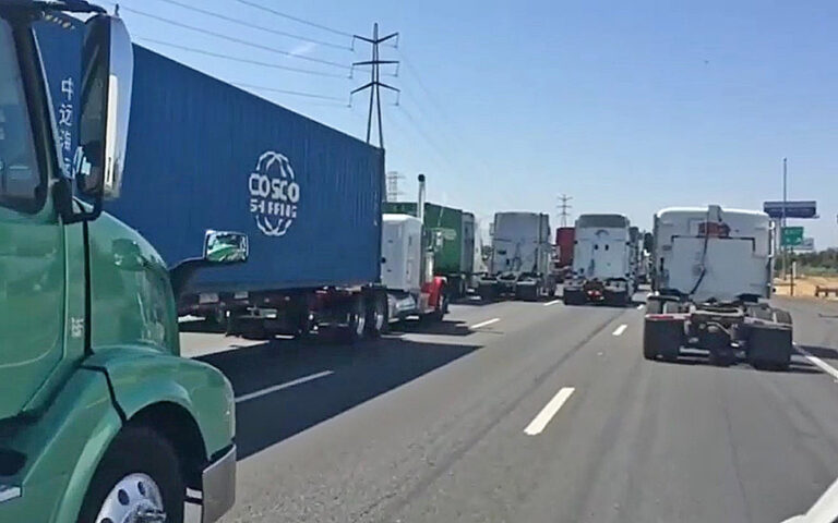 Port of Oakland reopens after truckers shut down operations in AB5 protest