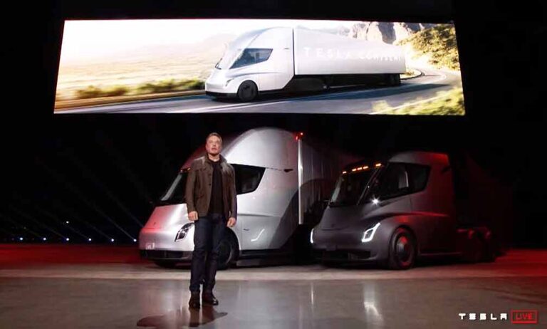 Musk announces Tesla Semis will be shipped this year
