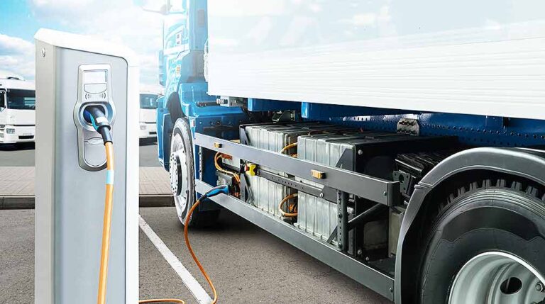 TravelCenters of America Survey: Trucking fleets plan to invest in electric, hydrogen vehicles