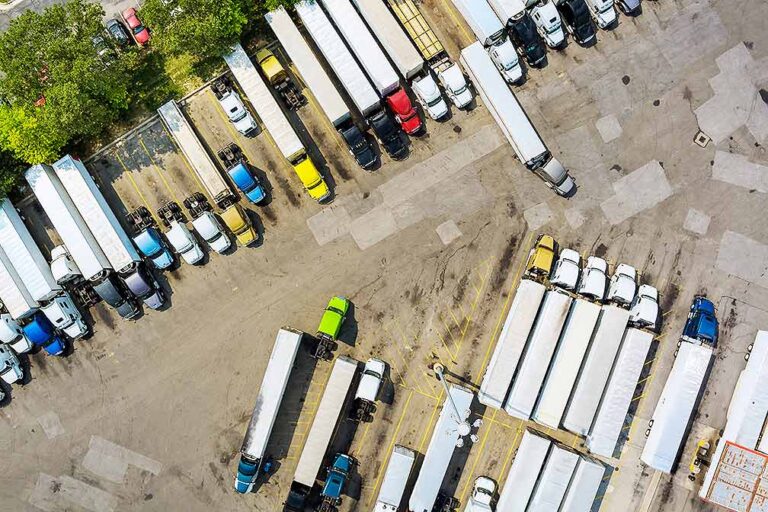 New report shows growing gap between asking, auction values across equipment, truck markets