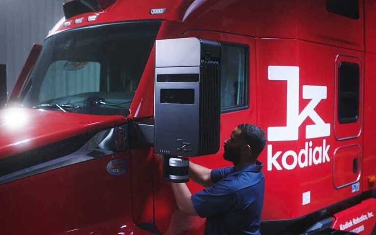 Pilot Company, Kodiak Robotics partner to supply self-driving truck services