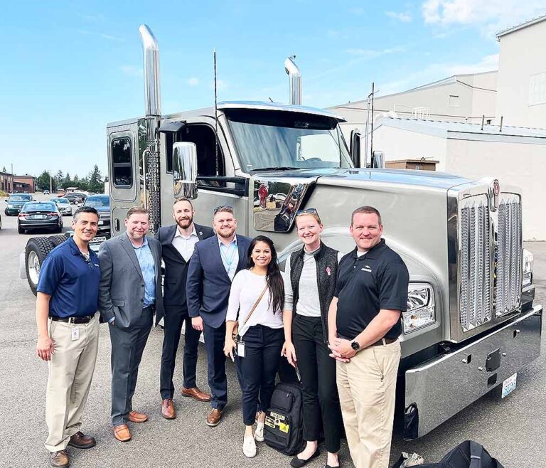 Kenworth supports trucking careers for U.S. military service members