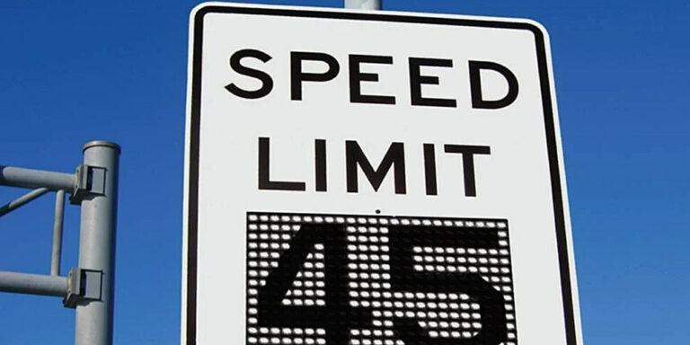 WYDOT to try out automated variable speed limit signs