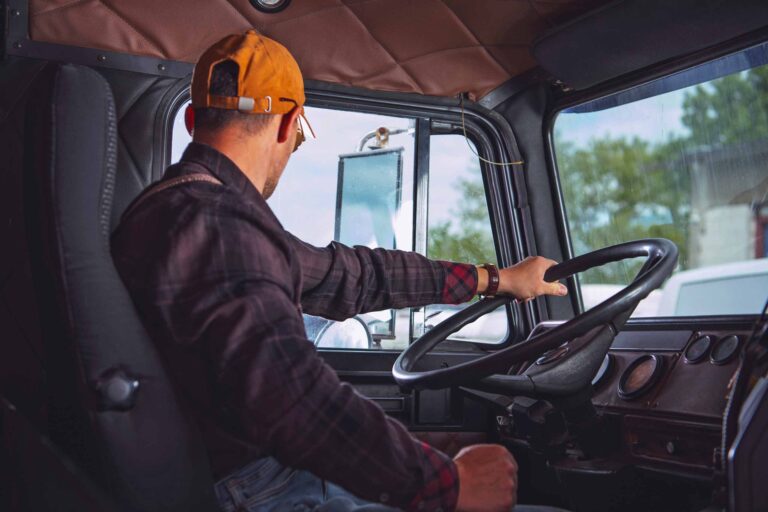 New survey shows uptick in number of truck drivers seeking new jobs in industry