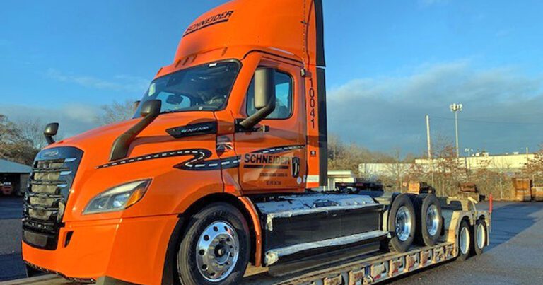 Schneider receives fleet of battery-electric rigs in Southern California