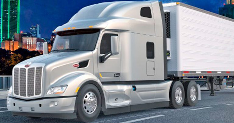Peterbilt, Platform Science team up to develop connected products
