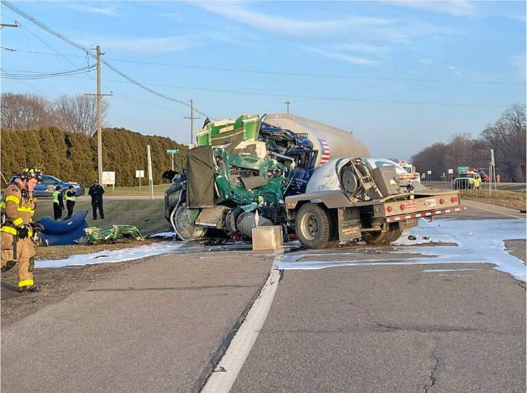 Head-on collision kills 2 truck drivers in Michigan