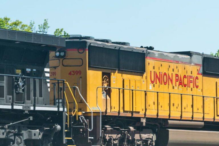 Feds order Union Pacific to step up critical grain loads as big rigs unable to keep up with demand