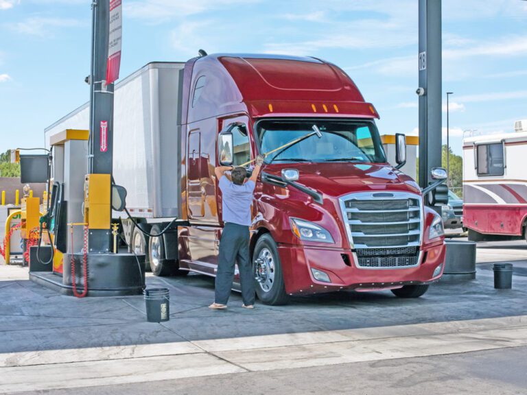 Average US diesel prices see slight increase, preventing 8 straight weeks of declines