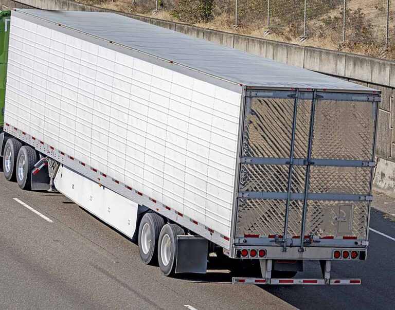 US trailer orders end 2022 with near-record levels