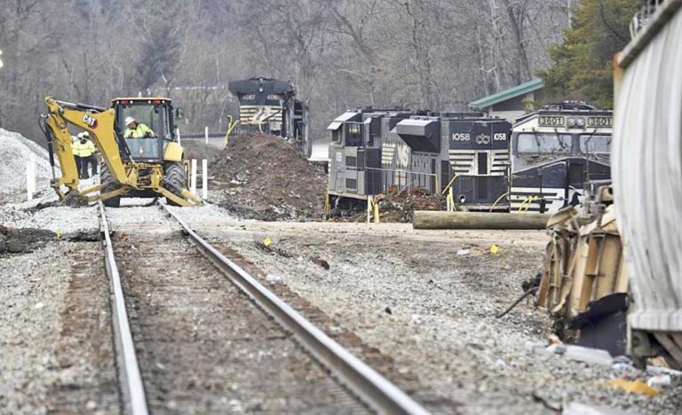Truck driver involved in Tennessee train derailment charged