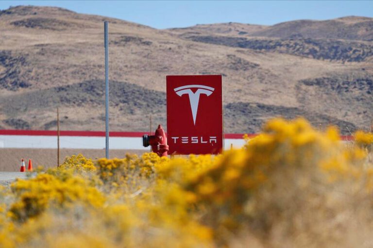 Tesla snags $330M tax deal for Nevada expansion, including electric big rig plant