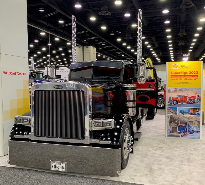MidAmerica Trucking Show opens in Louisville