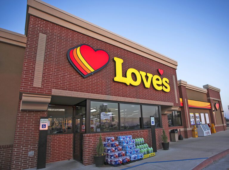 Love’s Travel Stops opens locations in Florida, Texas, Indiana 